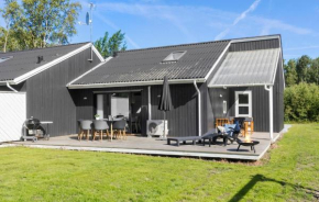 Gorgeous Home In Ebeltoft With Kitchen, Ebeltoft